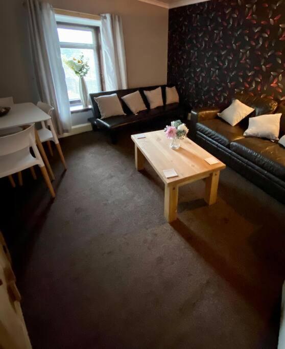 Digs Dre-Tremadog Appartamento Esterno foto