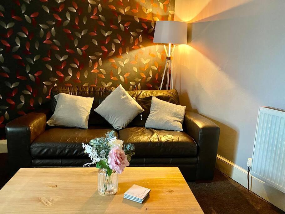 Digs Dre-Tremadog Appartamento Esterno foto